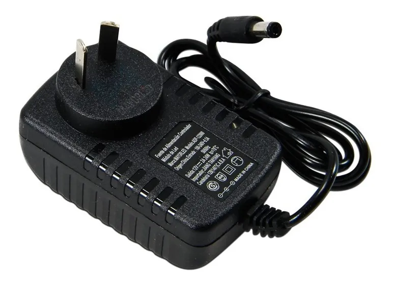 Fuente Plástica 12V 2A